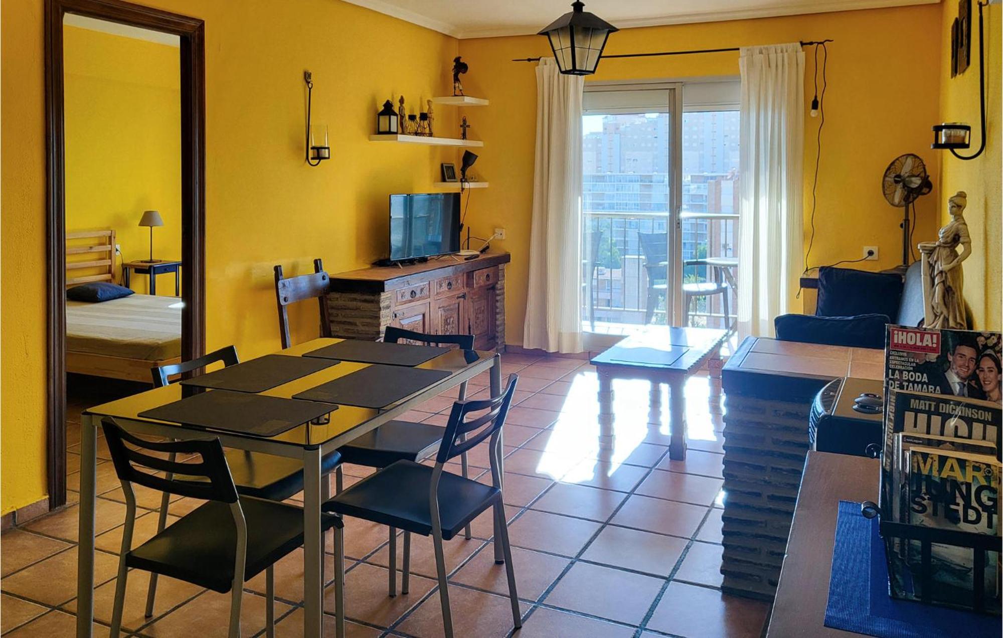 2 Bedroom Cozy Apartment In אל קאמפיו מראה חיצוני תמונה