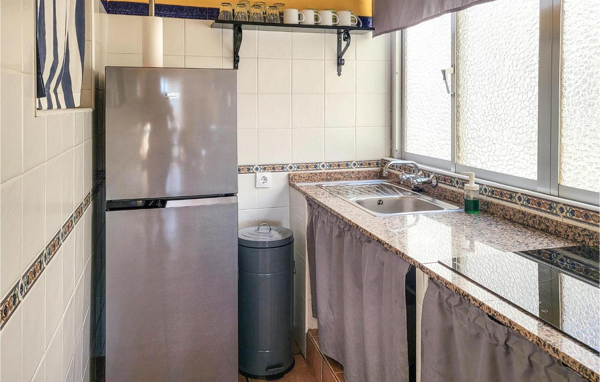 2 Bedroom Cozy Apartment In אל קאמפיו מראה חיצוני תמונה